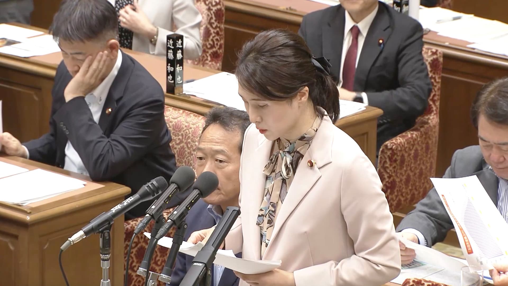 【1】070606  予算委員会　石川香織議員